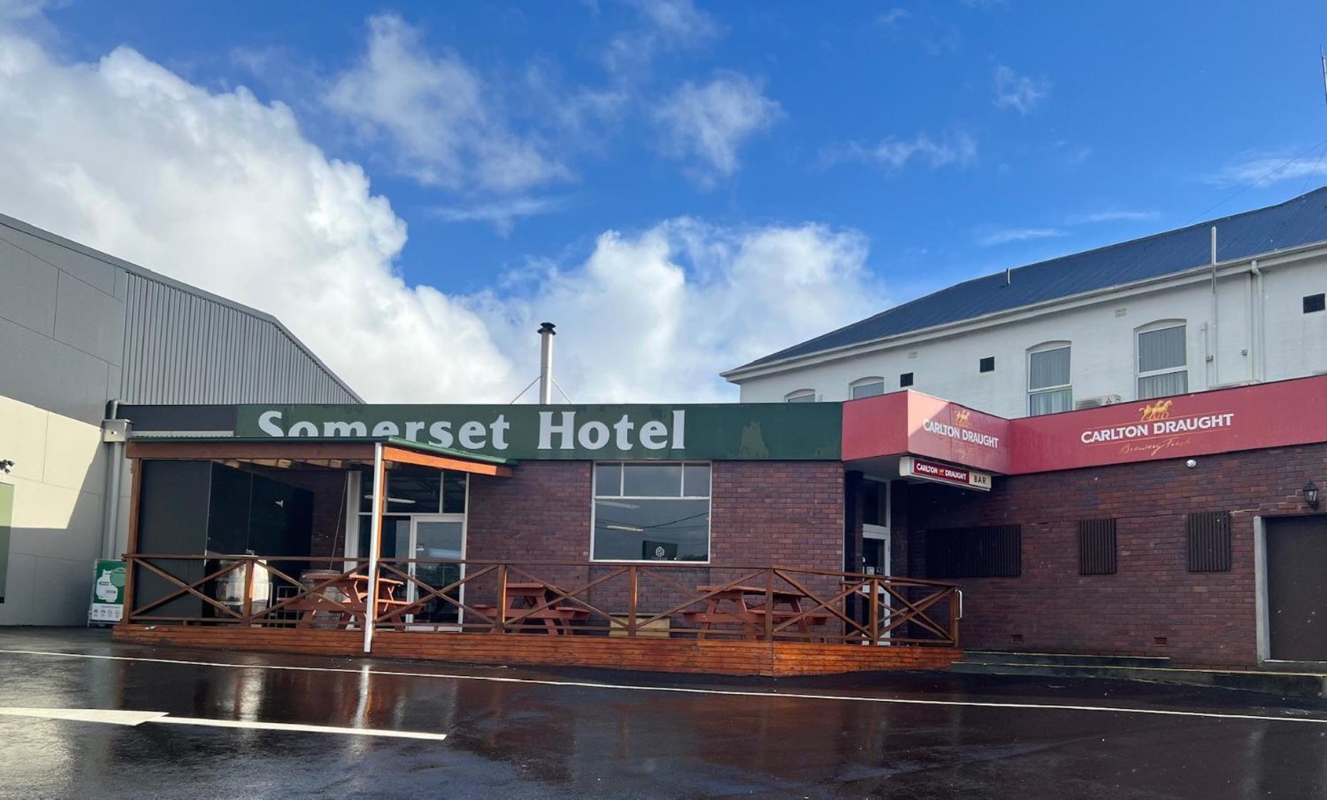 Somerset Hotel Εξωτερικό φωτογραφία